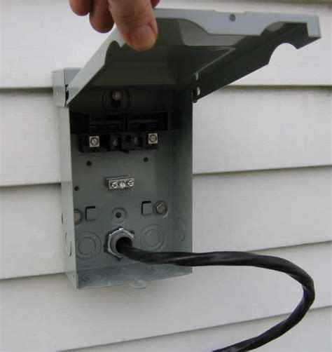 outdoor electrical disconnect box